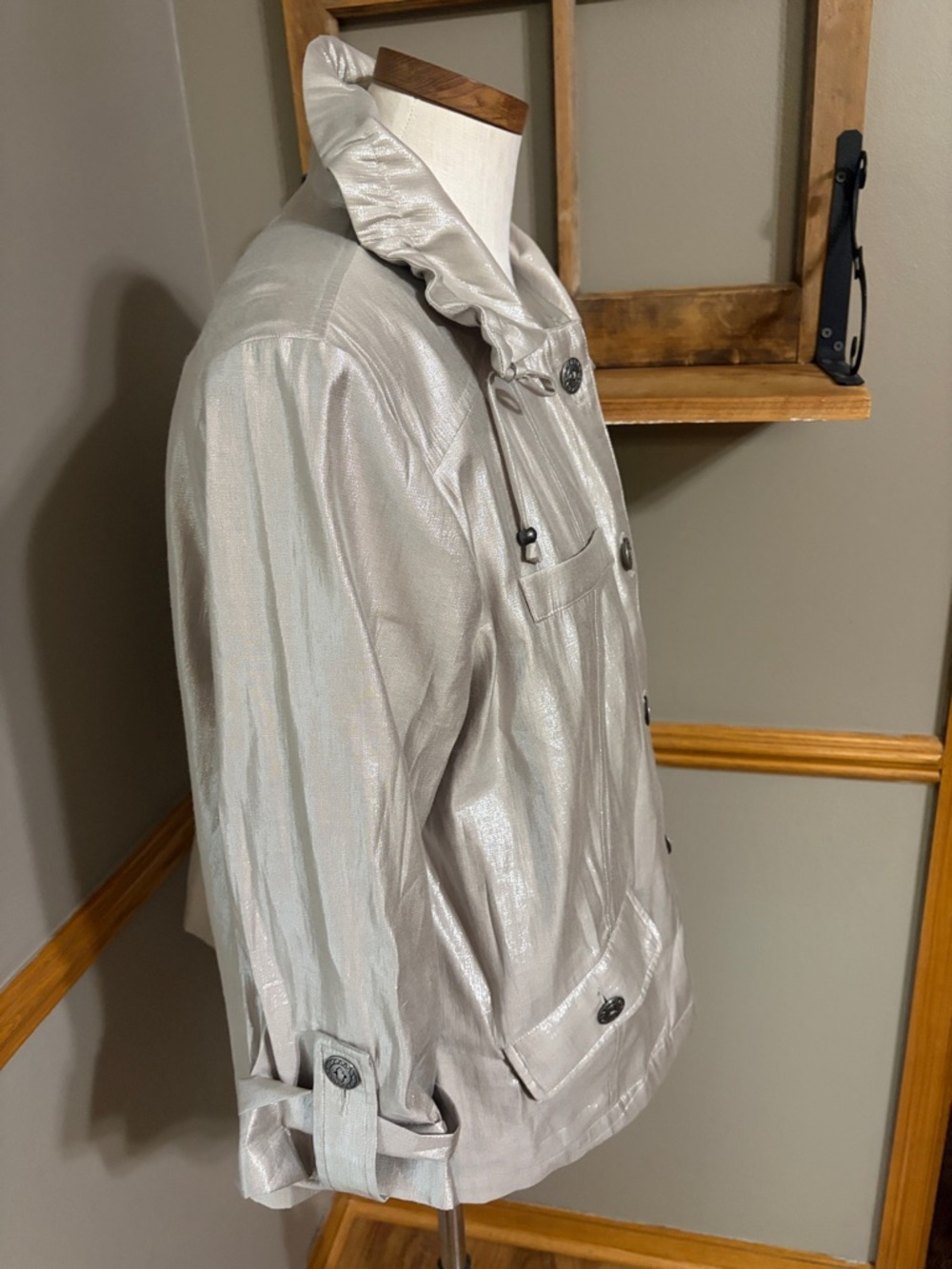 Ruby Rd. Jacket GOLD METALLIC Light Weight Button Down jacket. Size 16 - Picture 3 of 7
